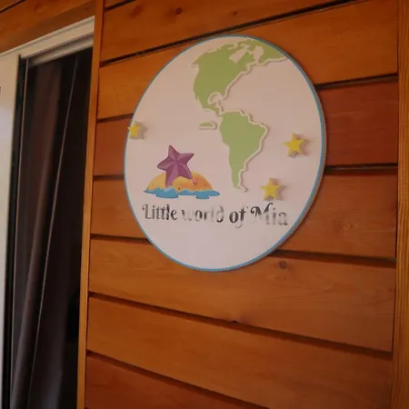 Little World Of Mia